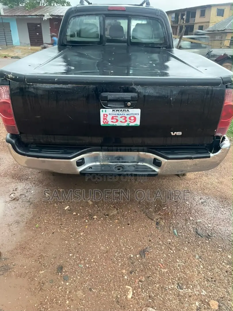 Toyota Tacoma 2008 Black