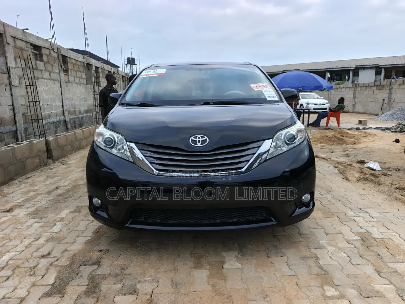 Toyota Sienna XLE 8 Passenger 2011 Black