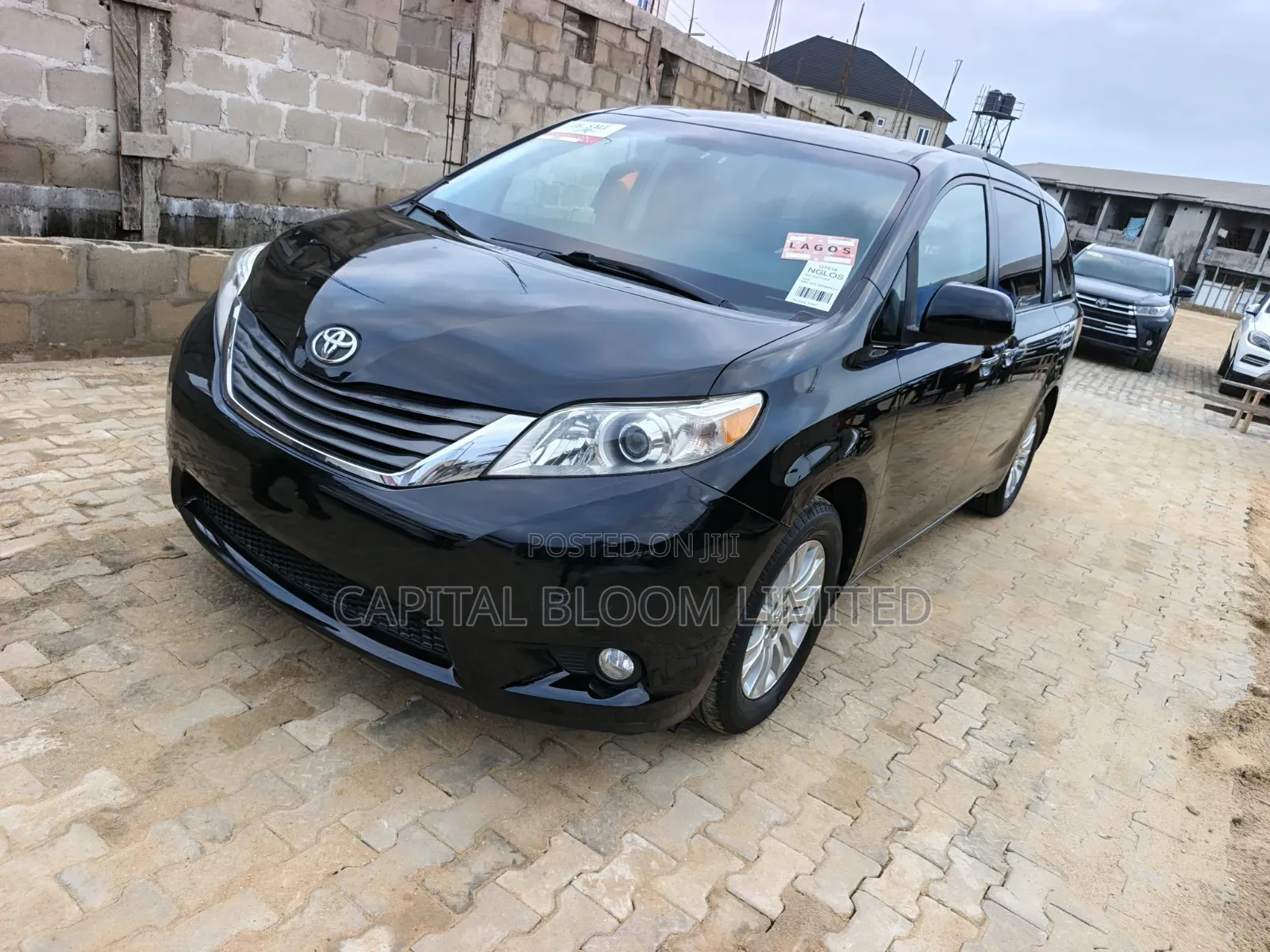 Toyota Sienna XLE 8 Passenger 2011 Black