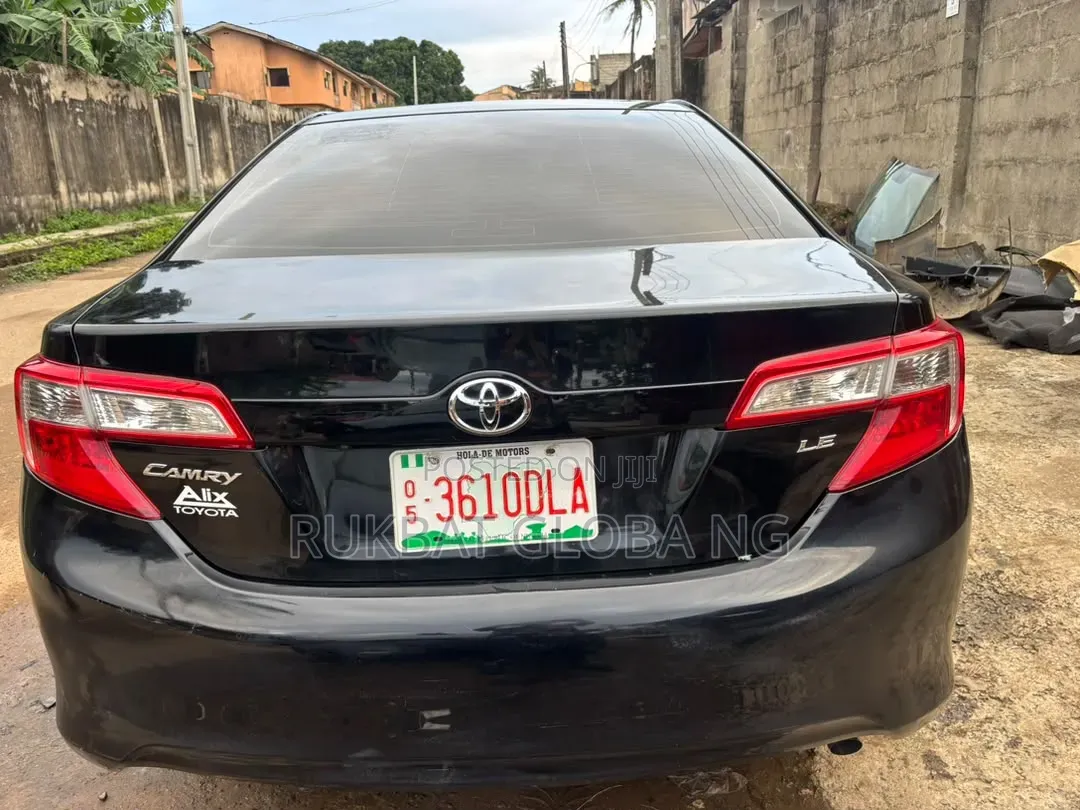 Toyota Camry LE 4dr Sedan (2.5L 4cyl 6A) 2013 Black