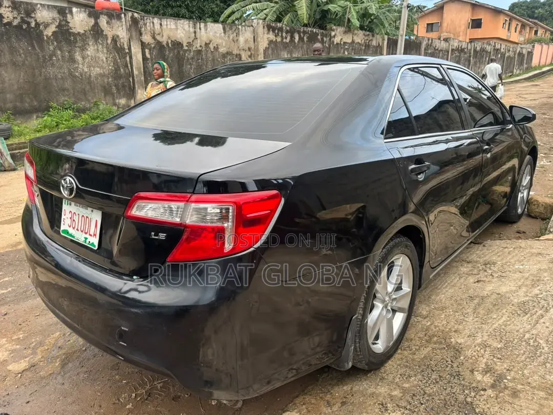 Toyota Camry LE 4dr Sedan (2.5L 4cyl 6A) 2013 Black