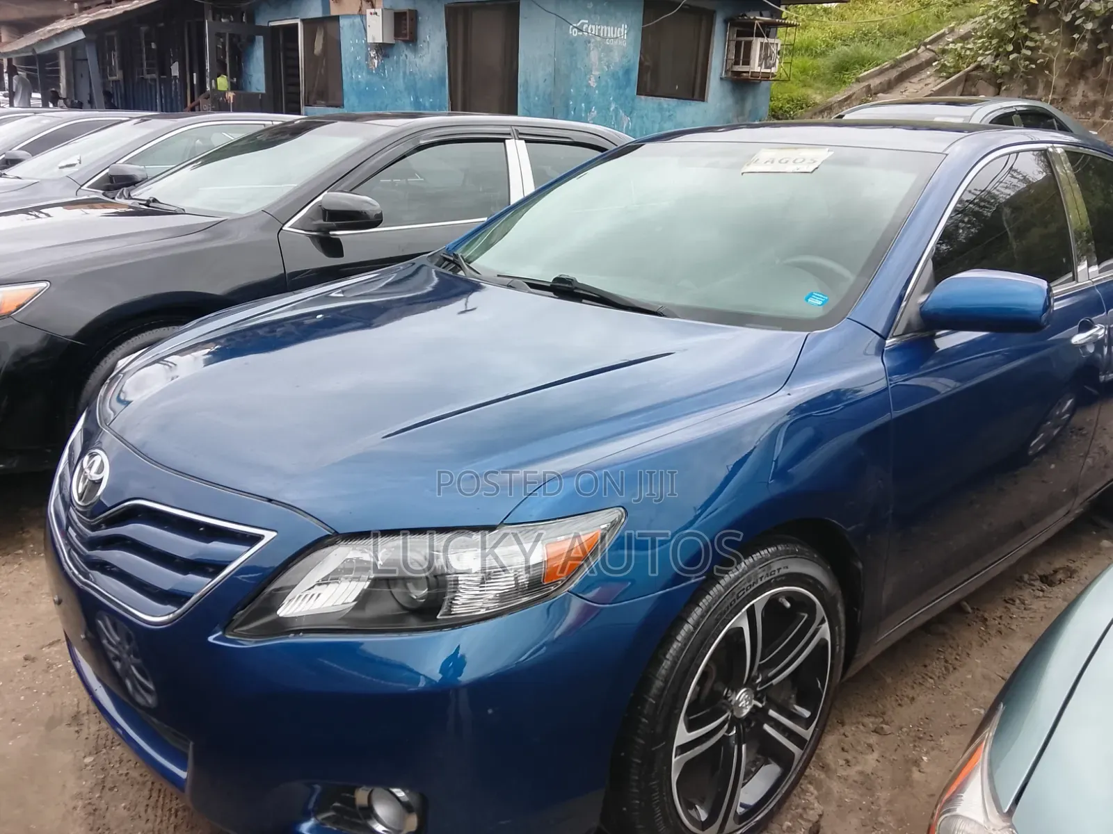 Toyota Camry 2010 Blue
