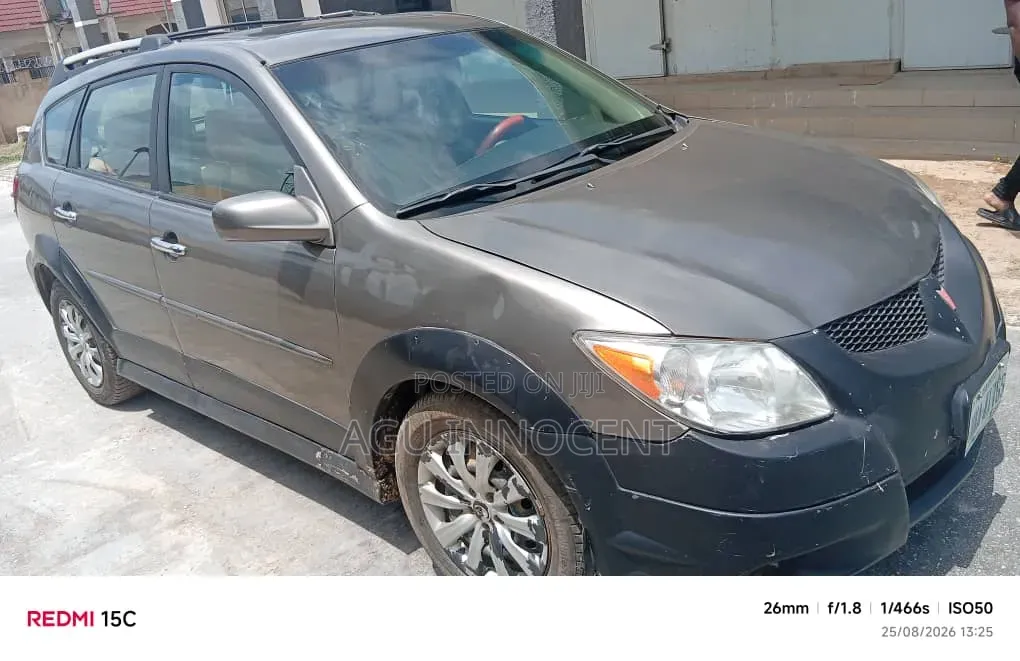 Pontiac Vibe Automatic 2004 Gray