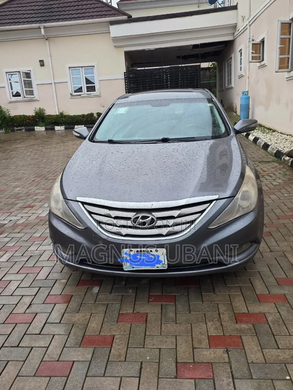 Hyundai Sonata Limited 2.0T Sedan (2.0L 4cyl 6A) 2012 Gray