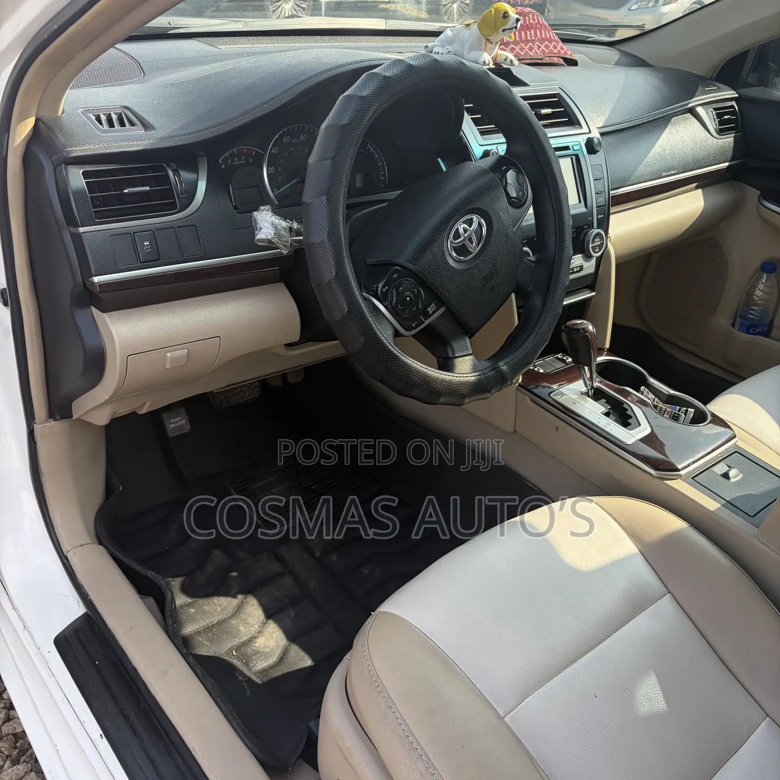 Toyota Camry XLE 4dr Sedan (2.5L 4cyl 6A) 2014 White