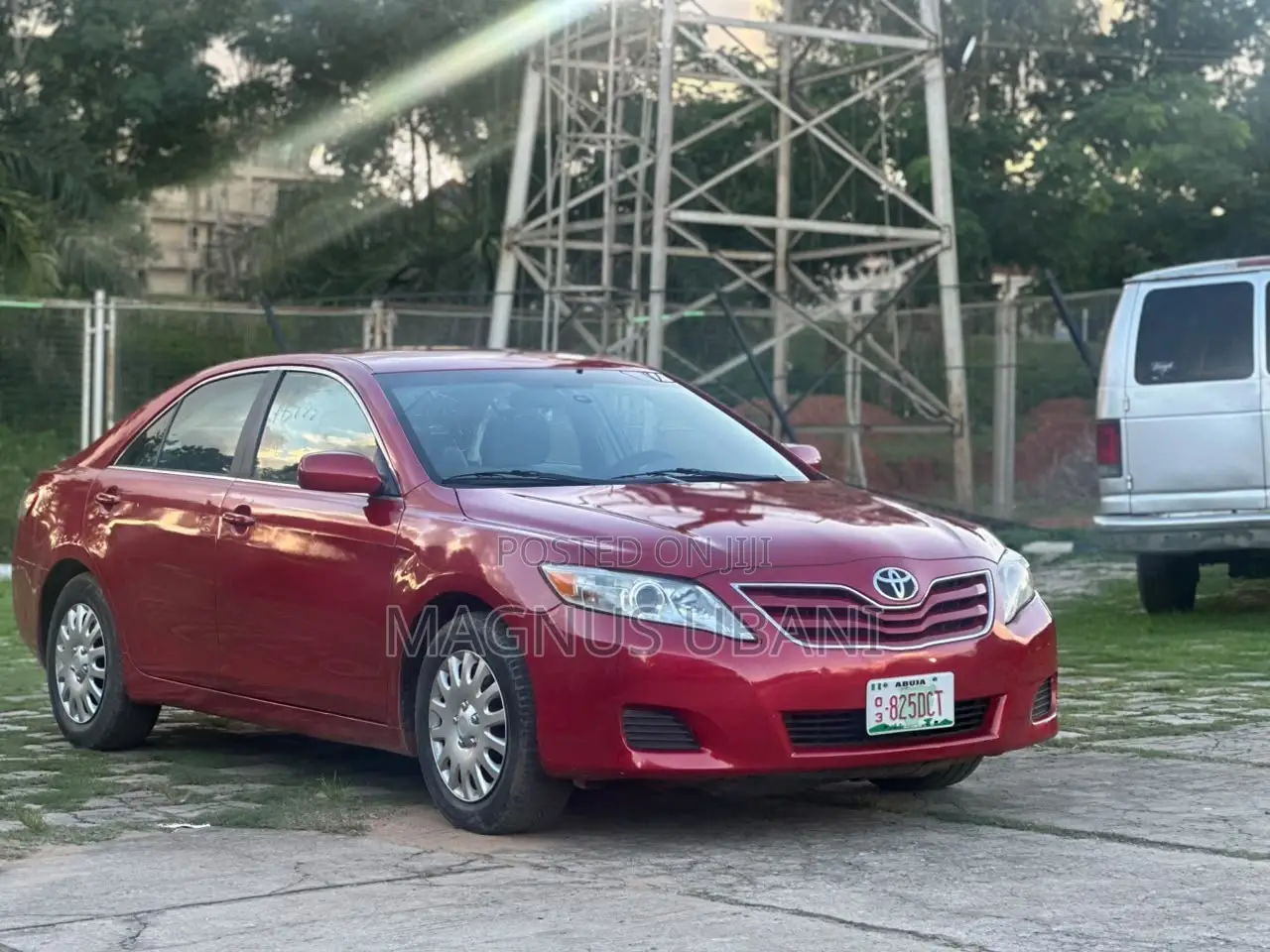 Toyota Camry LE 4dr Sedan (2.5L 4cyl 6A) 2011 Red
