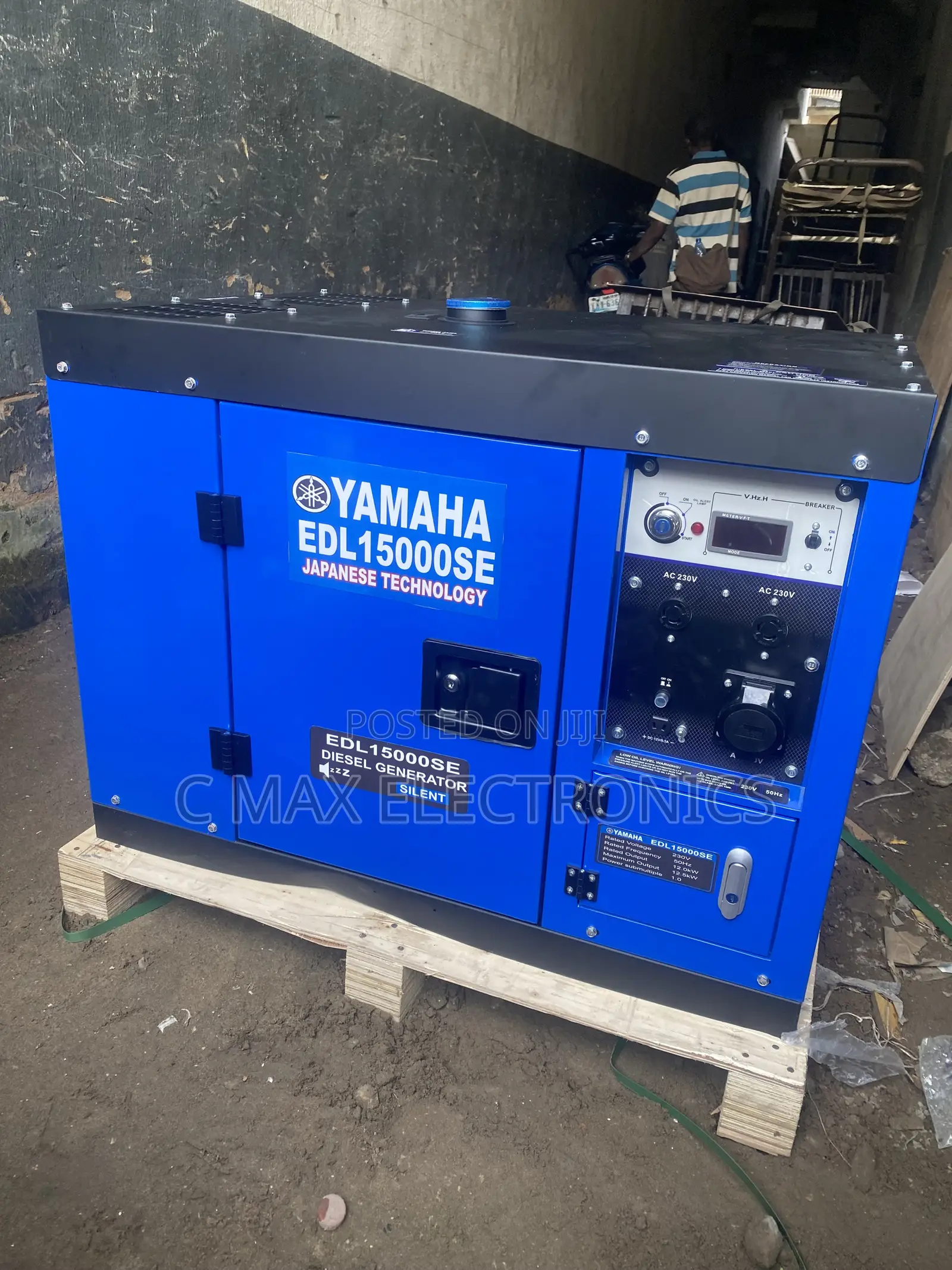 YAMAHA EDL15000SE 15KVA Diesel Soundproof Generator