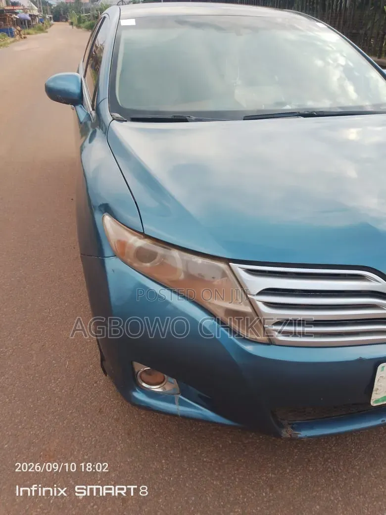 Toyota Venza 2010 Blue