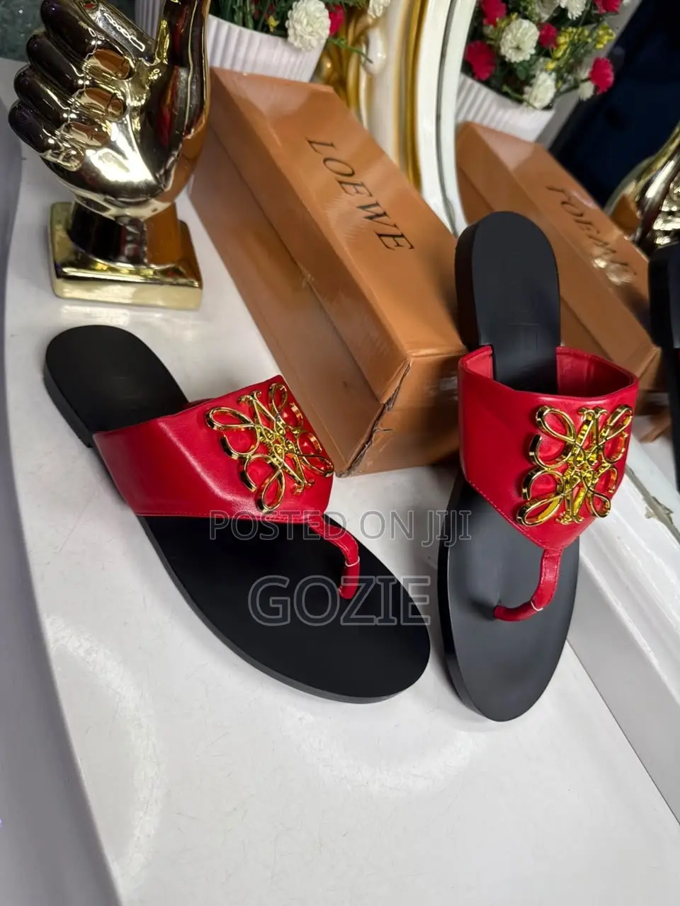 Luxury Loewe Flat Slippers
