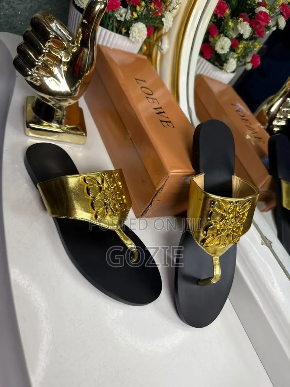 Luxury Loewe Flat Slippers