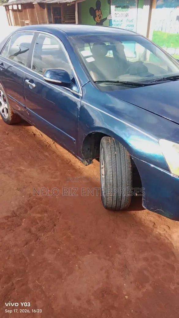 Honda Accord 2004 Blue