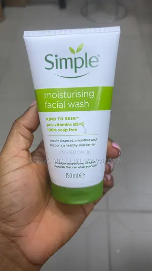 Simple Moisturising Facial Wash – Gentle Face Cleanser