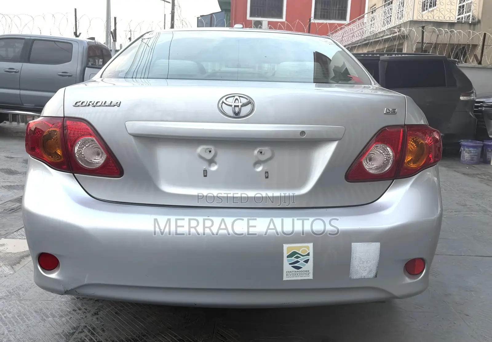 Toyota Corolla LE 4dr Sedan (1.8L 4cyl 4A) 2010 Silver