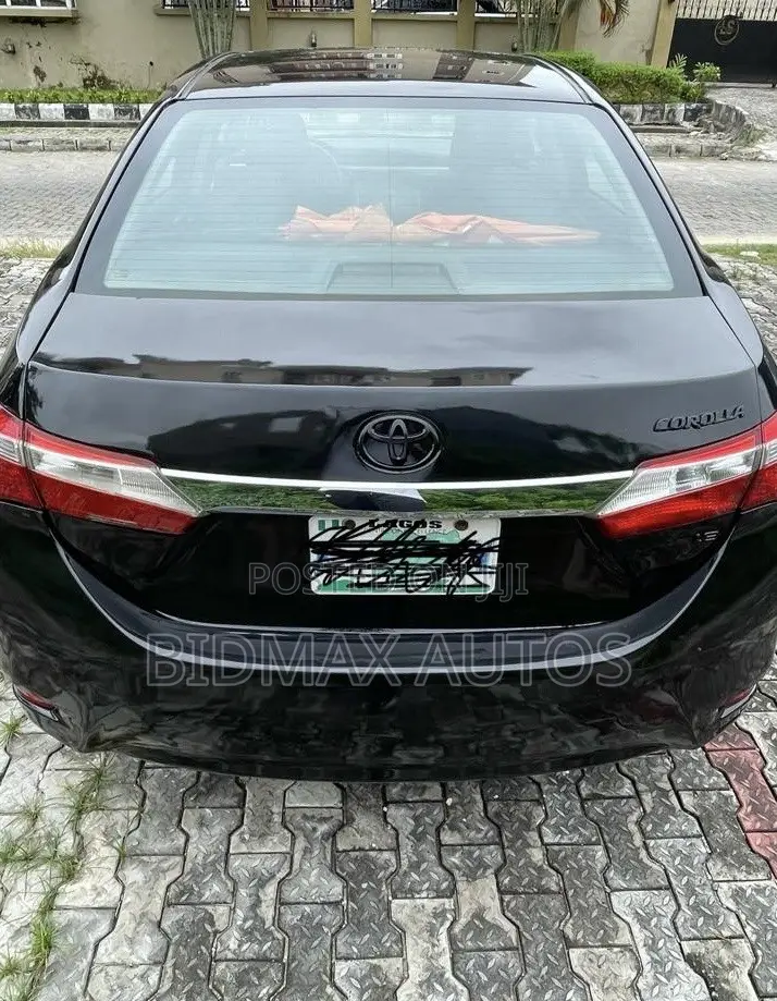 Toyota Corolla L 4dr Sedan (1.8L 4cyl 4A) 2014 Black