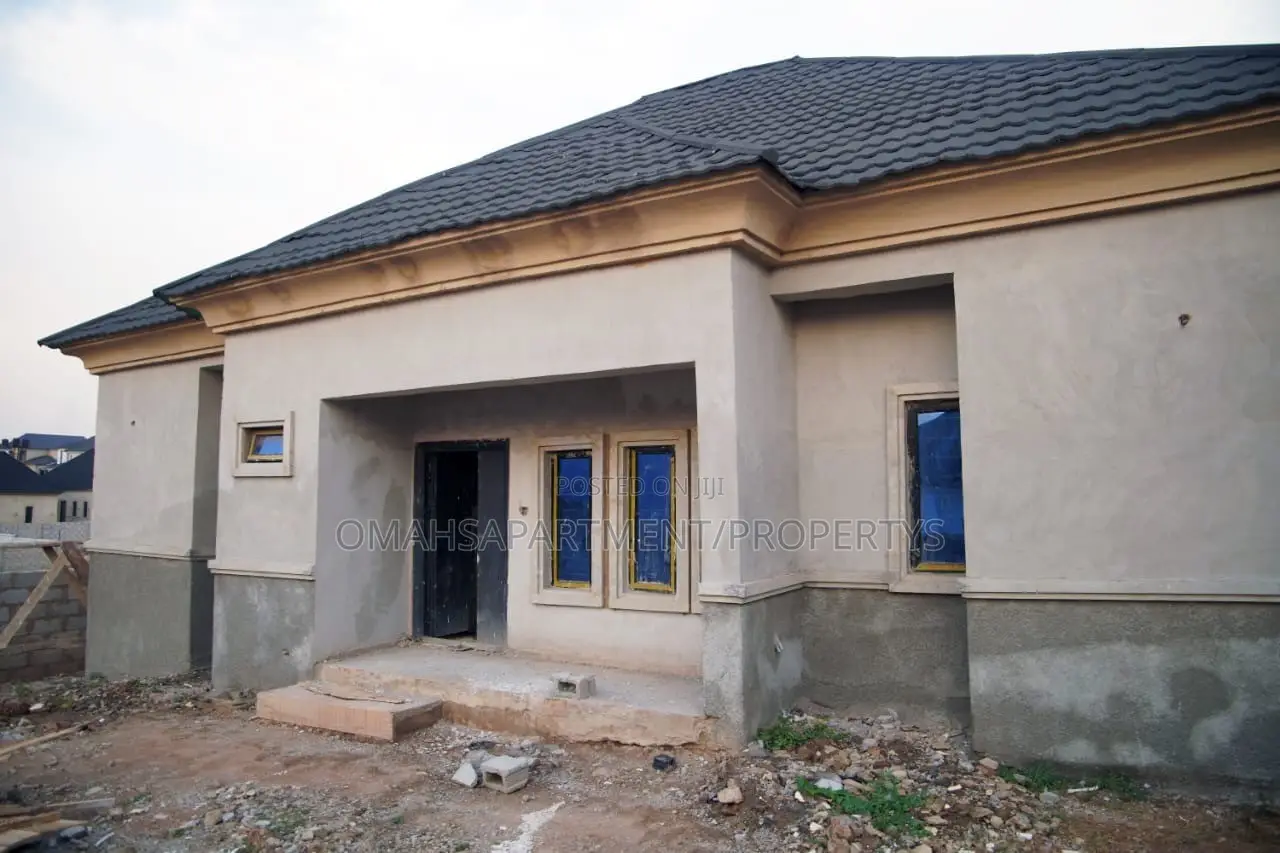 3bdrm Bungalow in Verizon Estate, Dawaki for sale