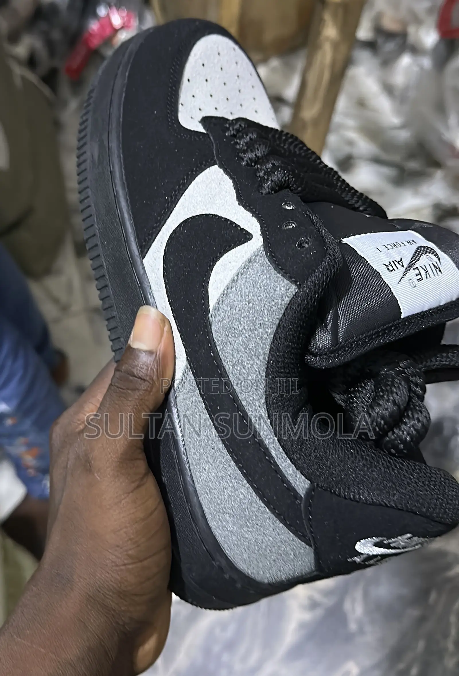 NIKE Air Force Sneakers - UNISEX