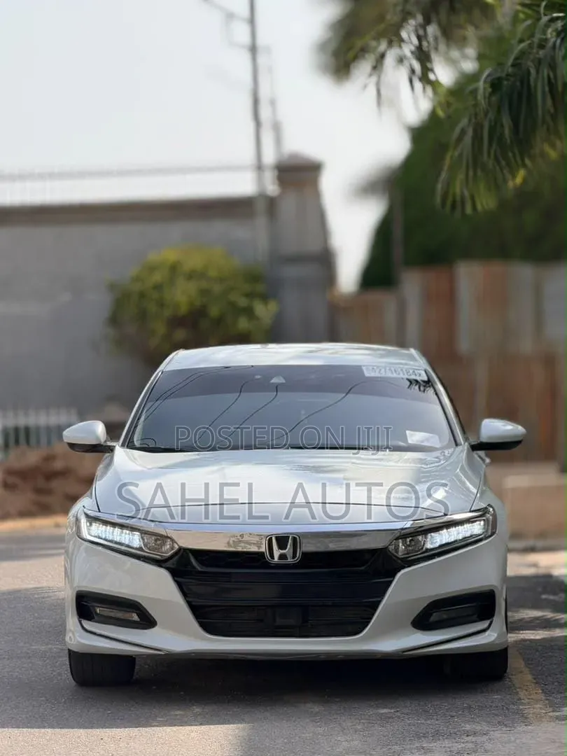 Honda Accord 2019 White