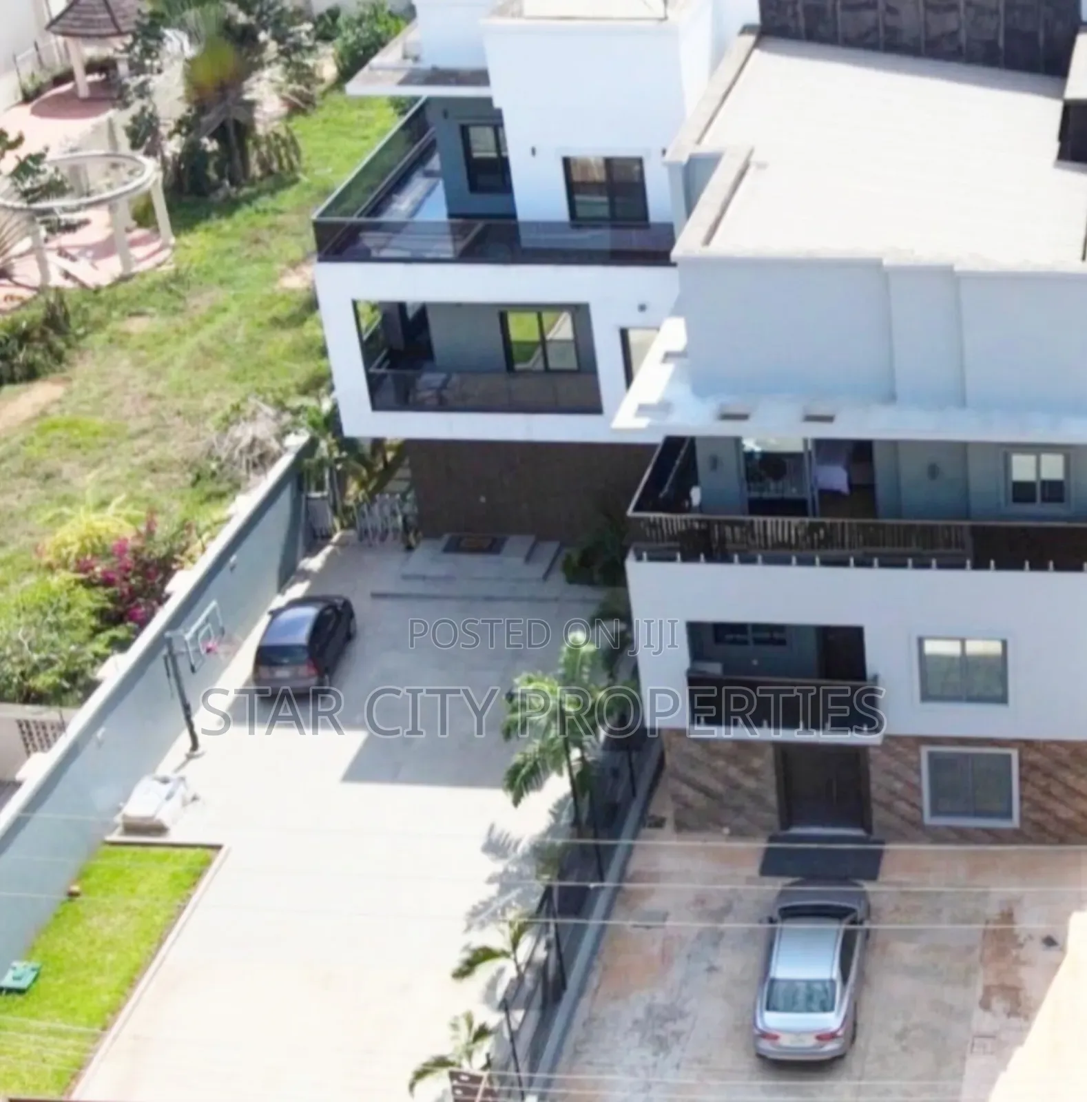 6bdrm Duplex in Ikeja Gra Lagos for sale