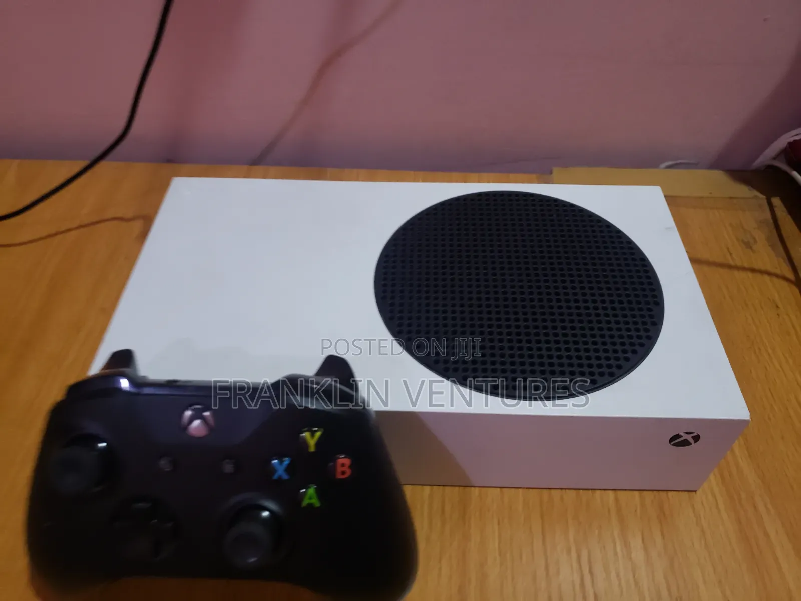 Xbox Series S With FC27+ 4 More Games and One Pad