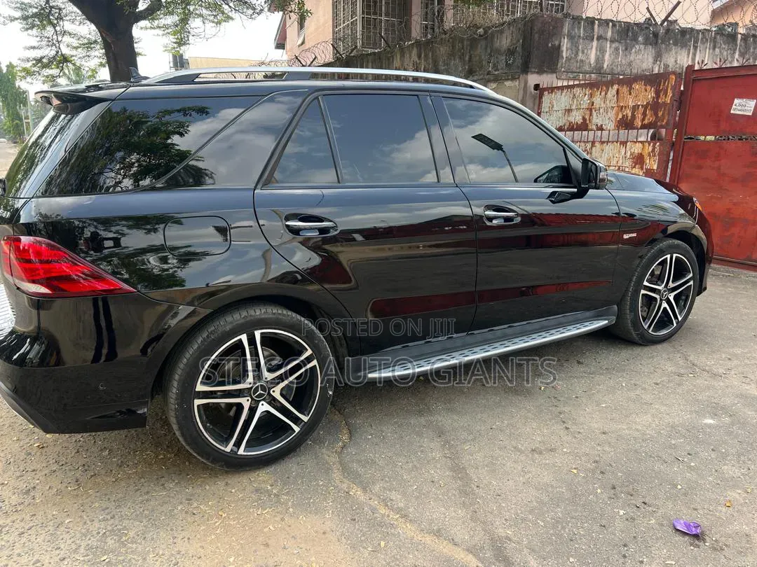 Mercedes-Benz GLE-Class 2017 Black