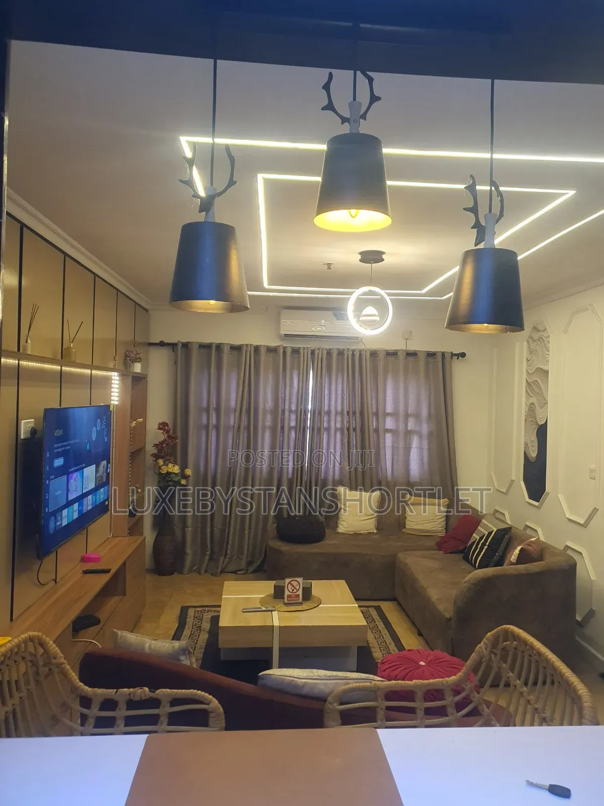 Luxury1/2bedroom Short-Let Apartment in Festac With Wifi 24/7 Light