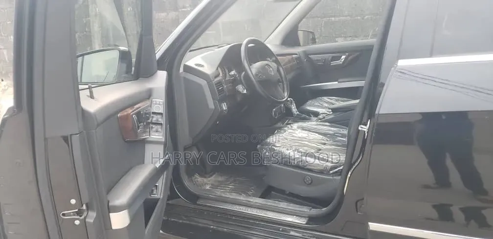 Mercedes-Benz GLK-Class 350 2010 Black