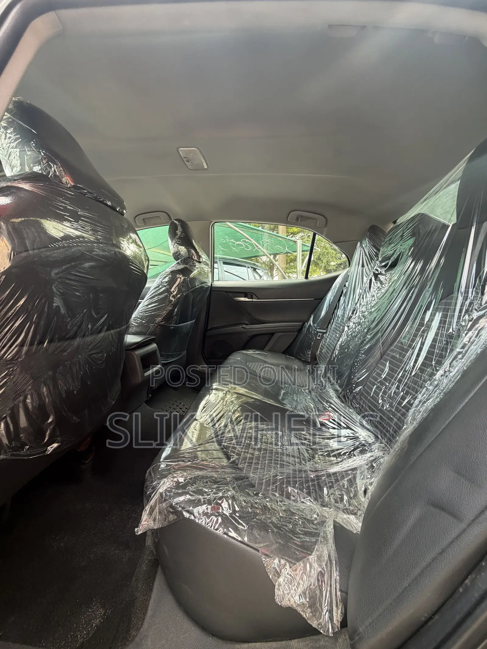 Toyota Camry L (2.5L 4cyl 8A) 2019 Gray