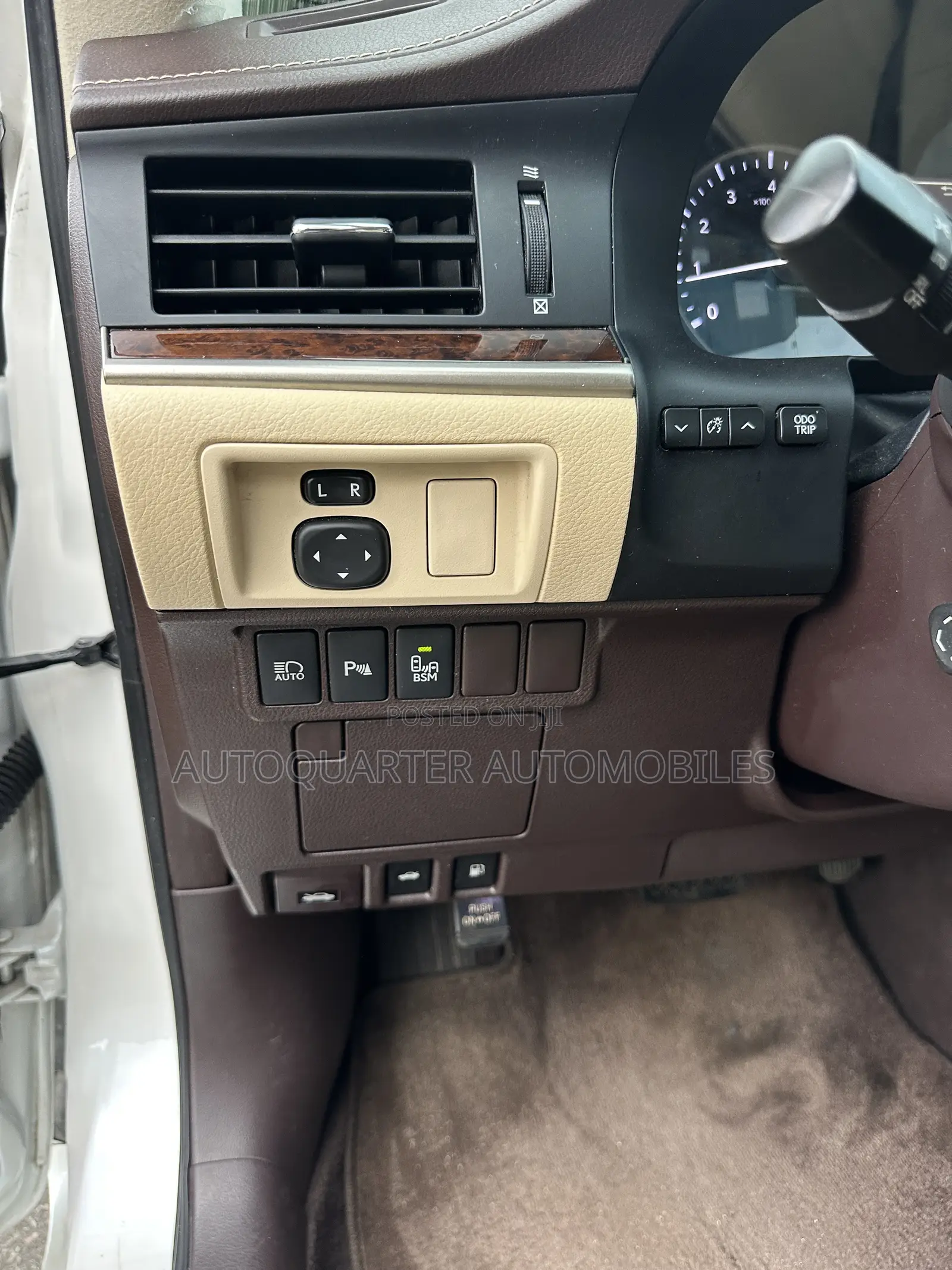Lexus ES 350 FWD 2017 White