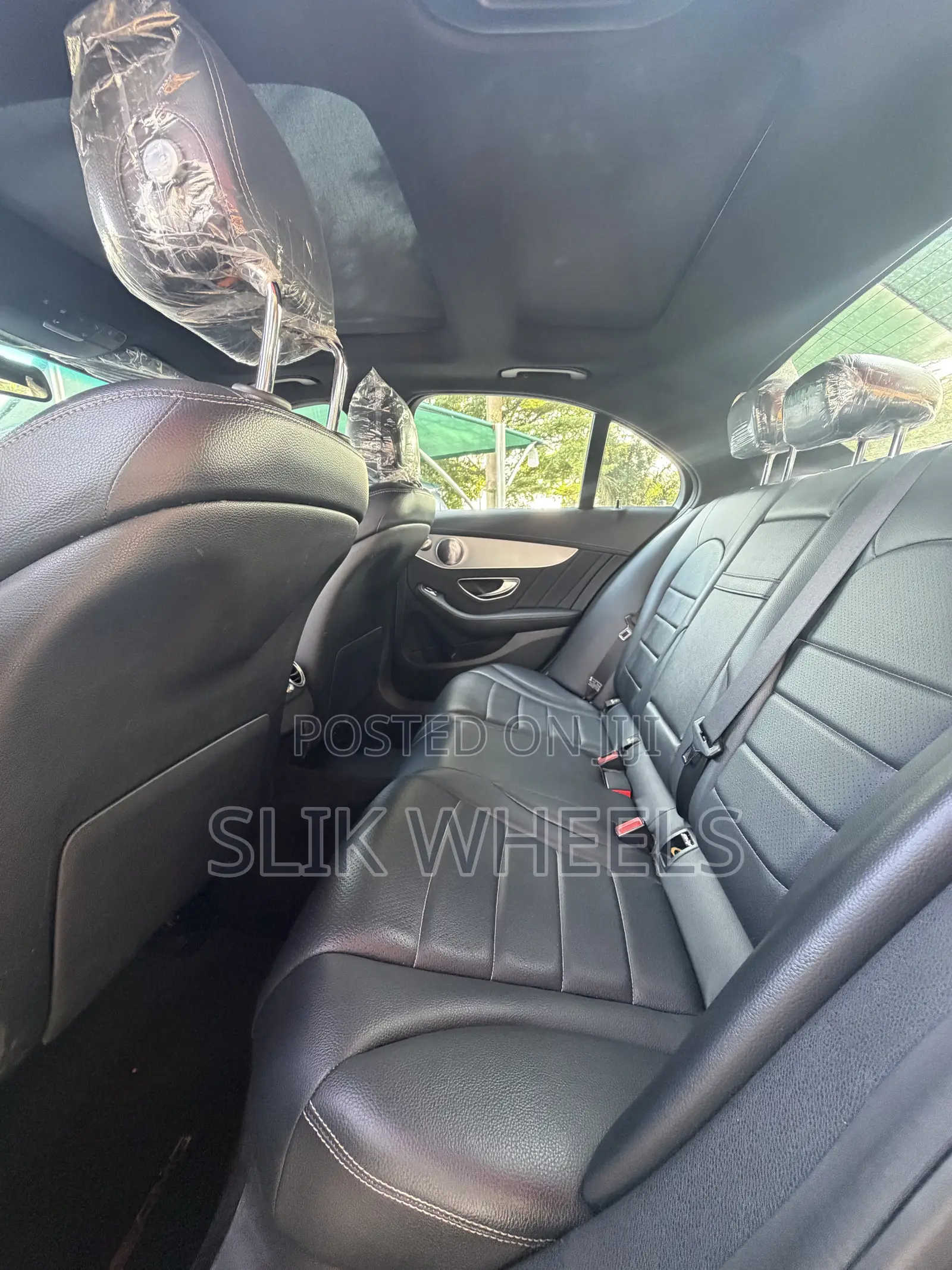 Mercedes-Benz C400 4Matic AWD Sedan (3.0L V6 7A) 2015 Black