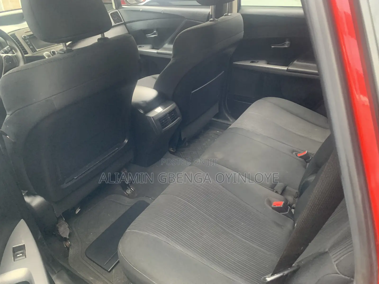 Toyota Venza LE 4dr Wagon AWD (2.7L 4cyl 6A) 2014 Red
