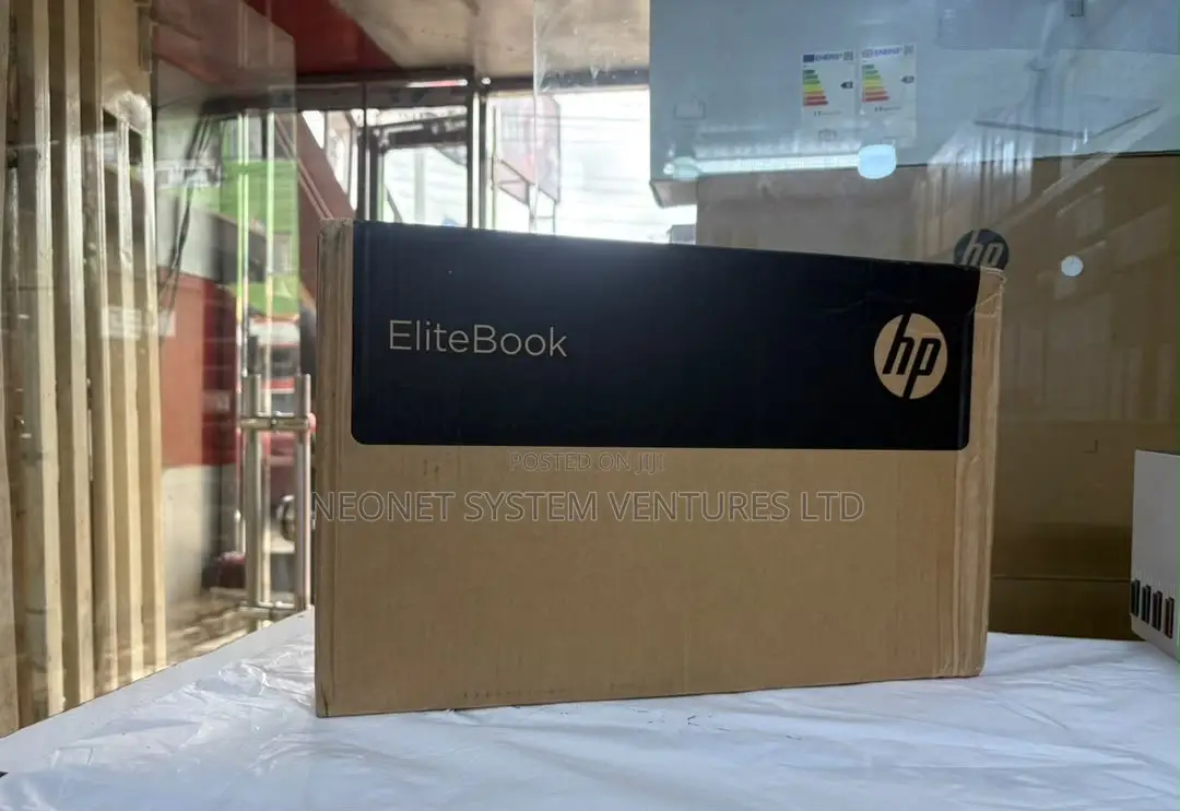 New Laptop HP 16GB Qualcomm Snapdragon X Elite SSD 512GB