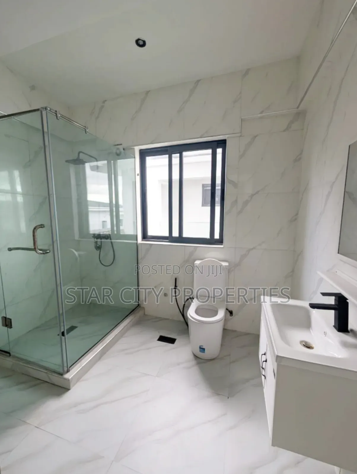 5bdrm Duplex in Ikeja Gra for sale
