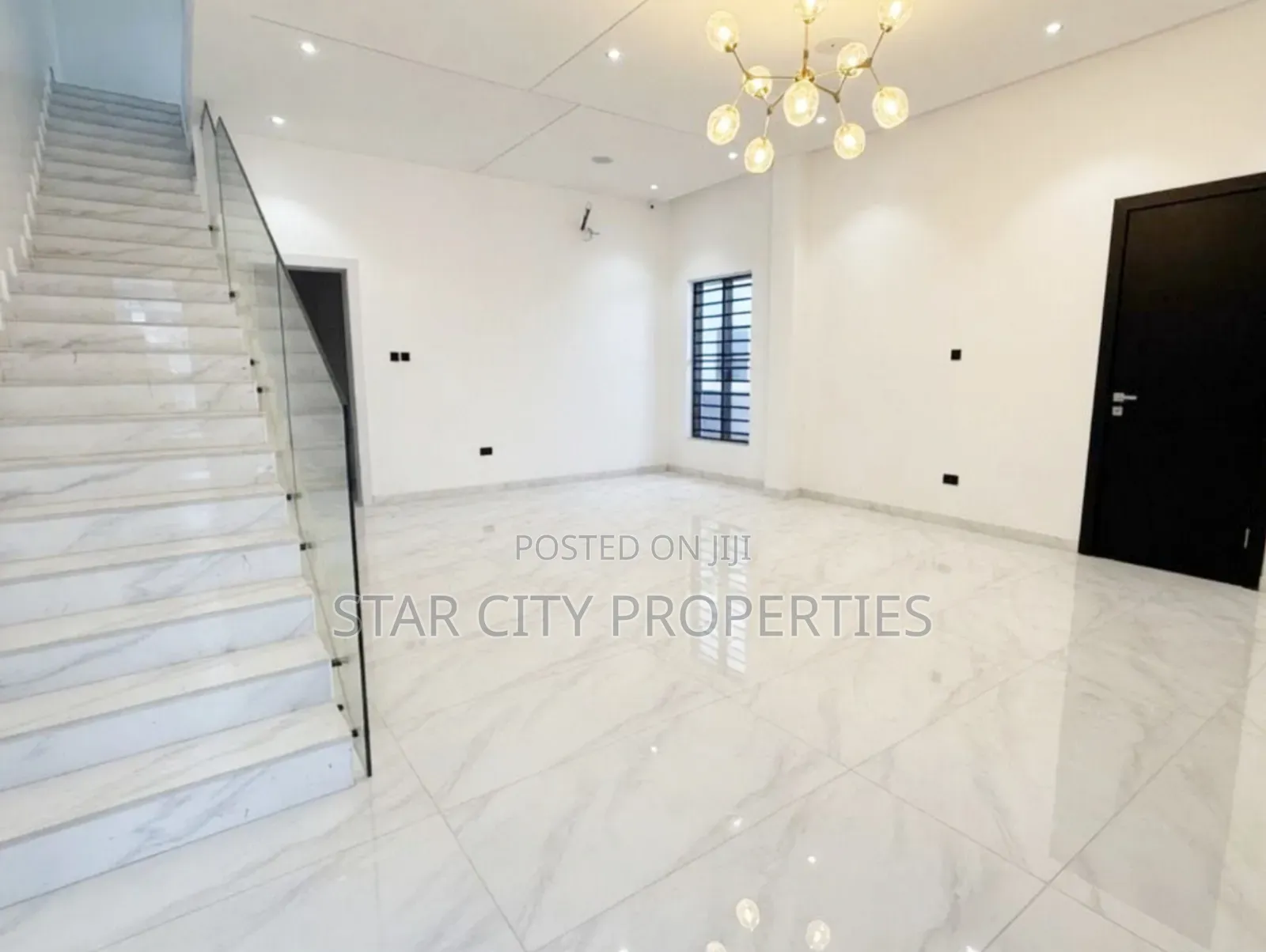 5bdrm Duplex in Ikeja Gra for sale