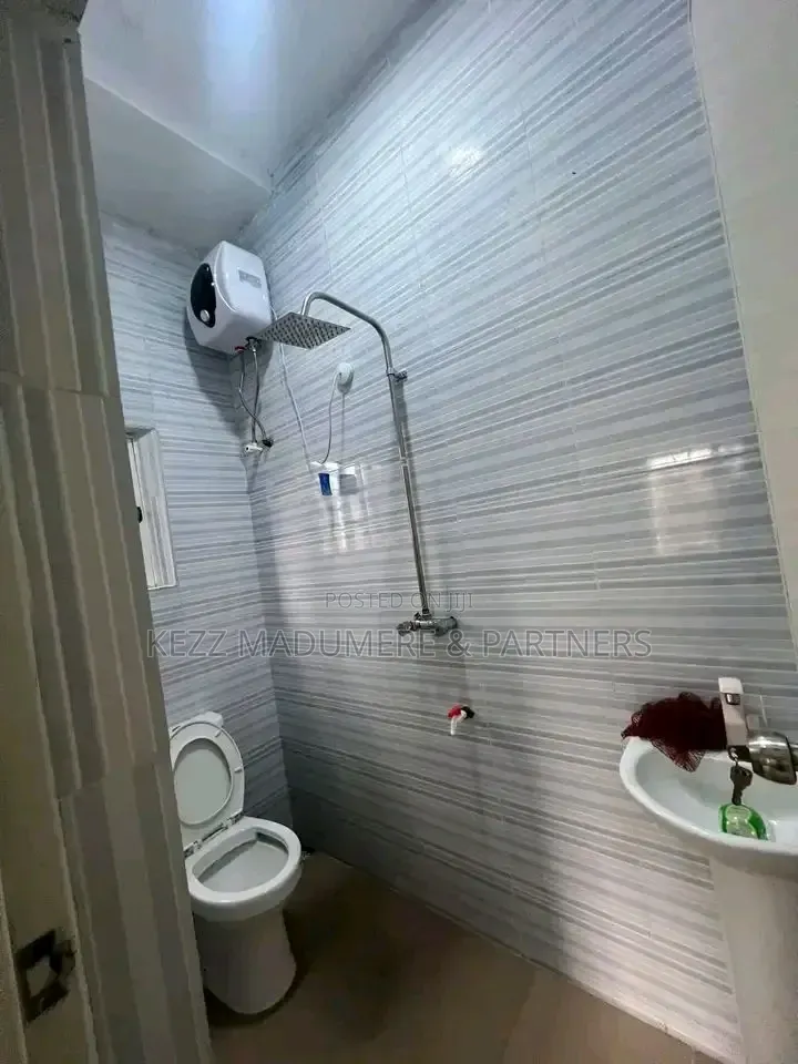 2bdrm Block of Flats in Umuahia Abia State for rent