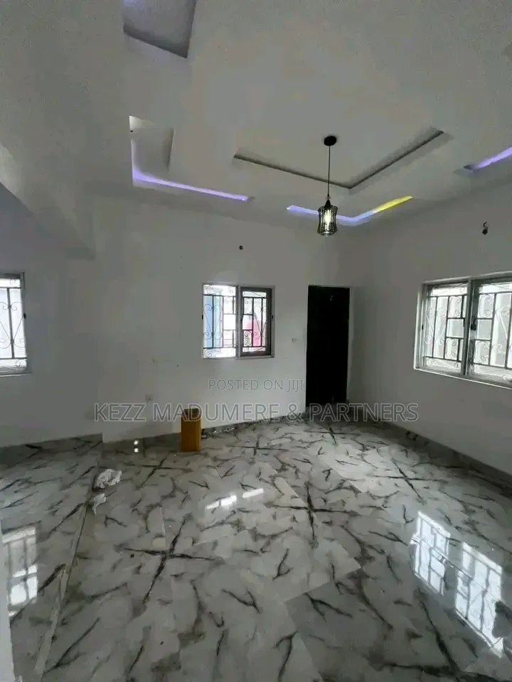 2bdrm Block of Flats in Umuahia Abia State for rent