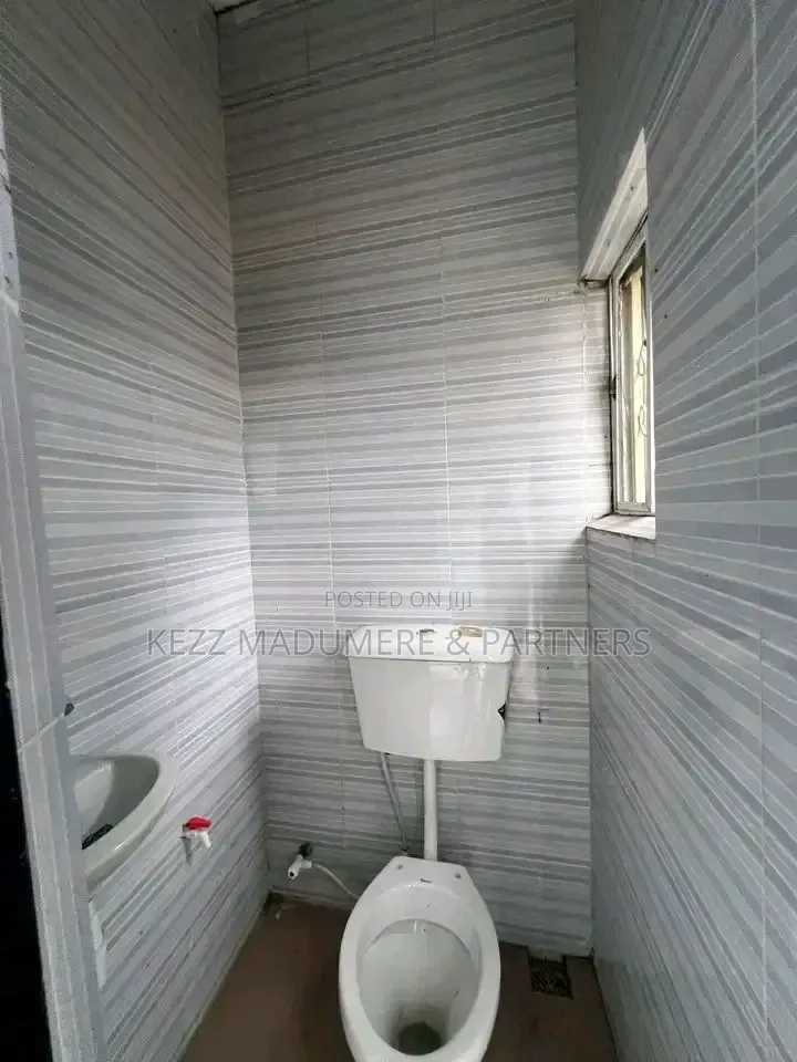 2bdrm Block of Flats in Umuahia Abia State for rent