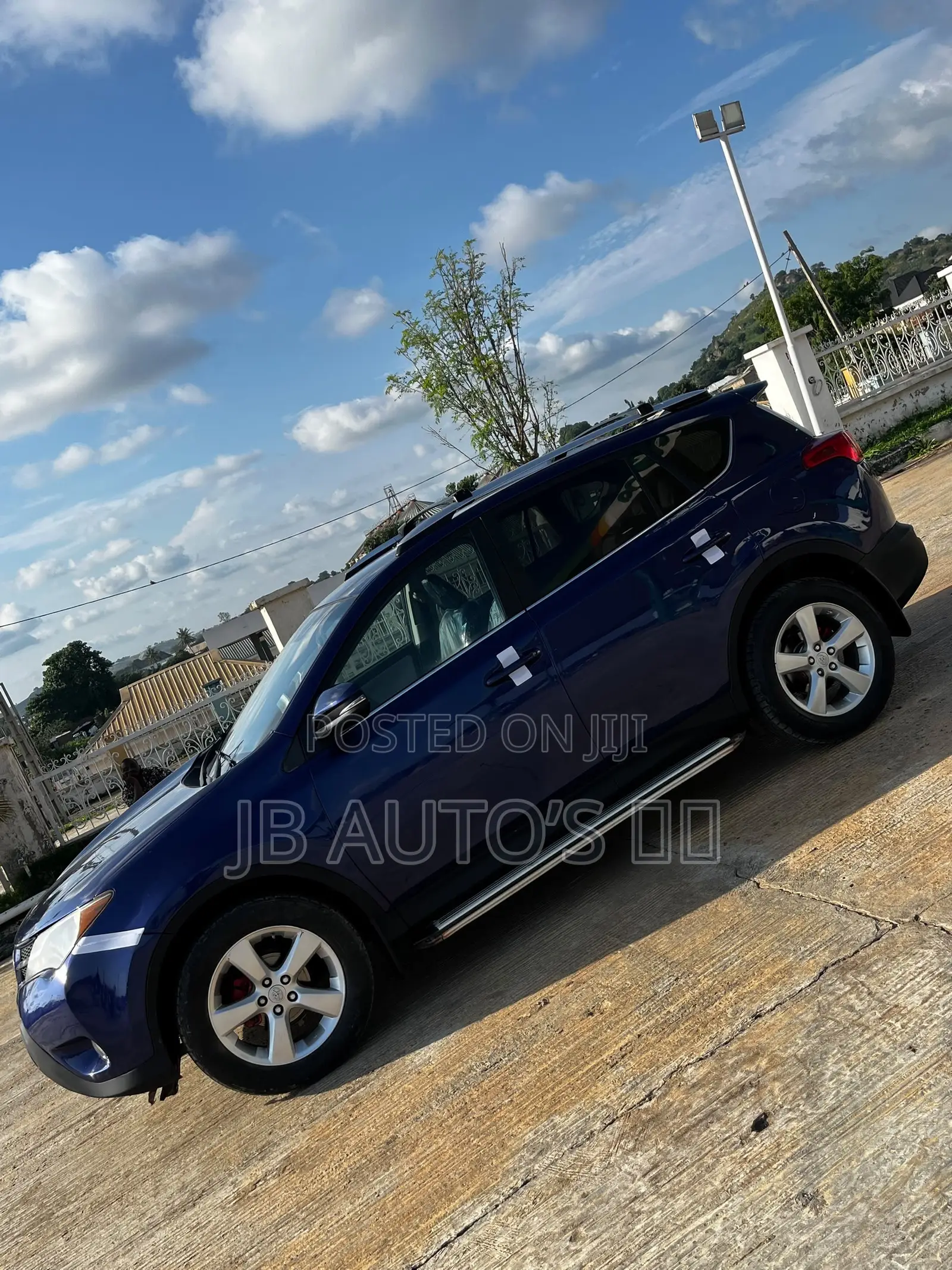 Toyota RAV4 XLE 4dr SUV (2.5L 4cyl 6A) 2015 Blue