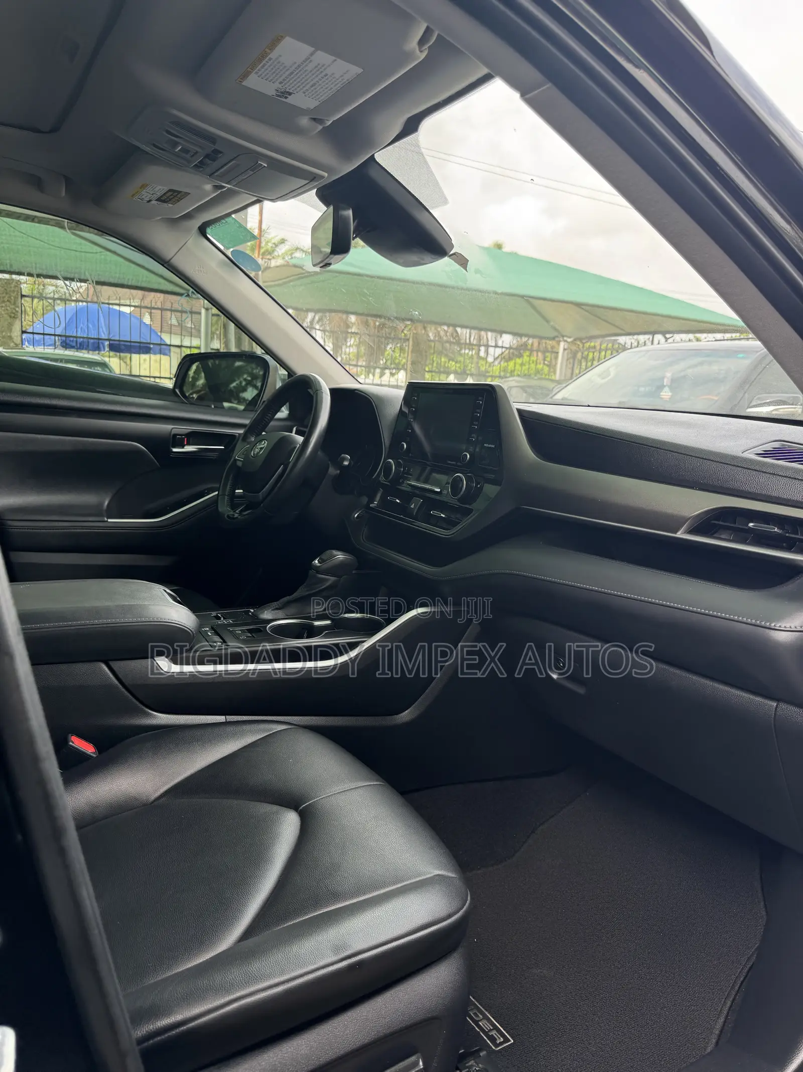 Toyota Highlander XLE 2021 Black