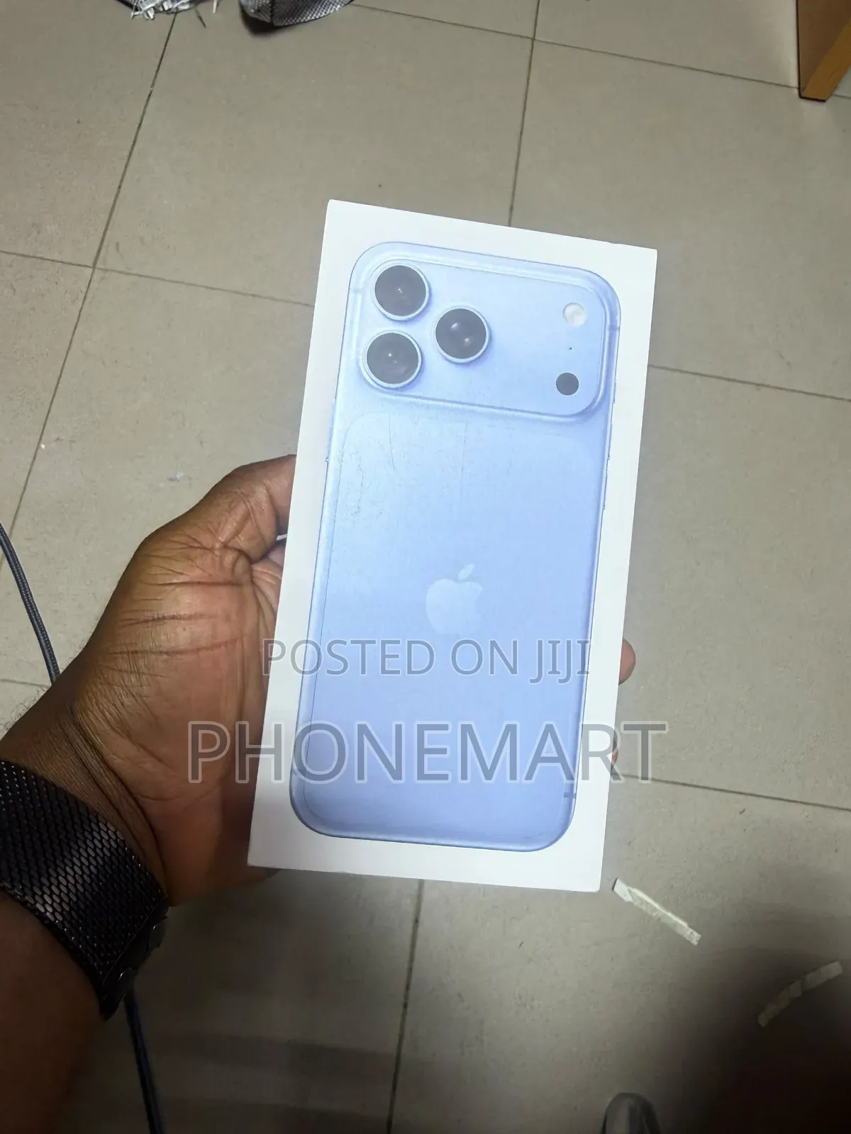 New Apple iPhone 18 Pro 1 TB Blue