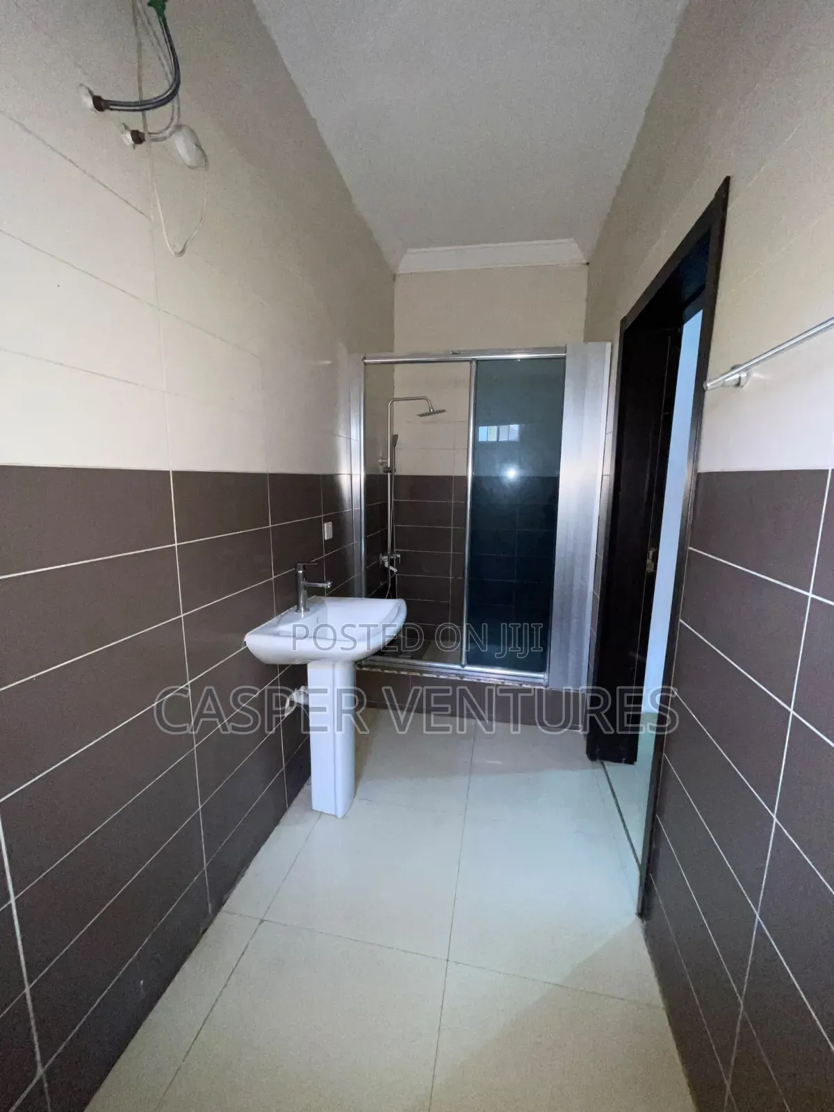 Furnished Studio Apartment in Garden, Osapa london for rent