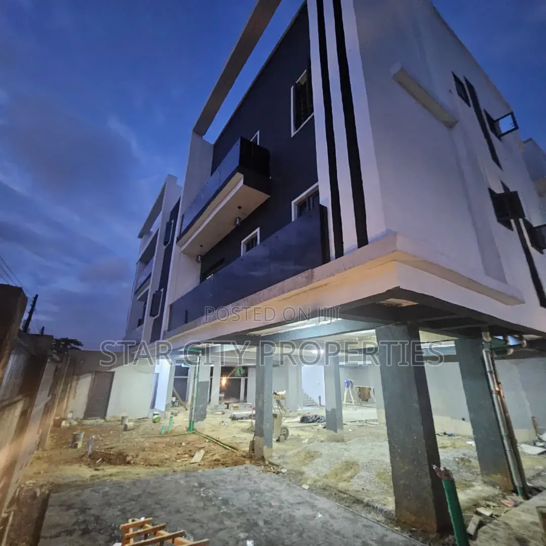 2bdrm Apartment in Magodo, GRA Phase 2 Shangisha for sale