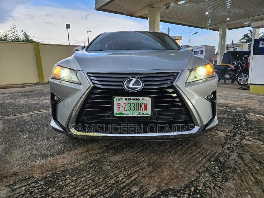 Lexus RX 2017 Silver