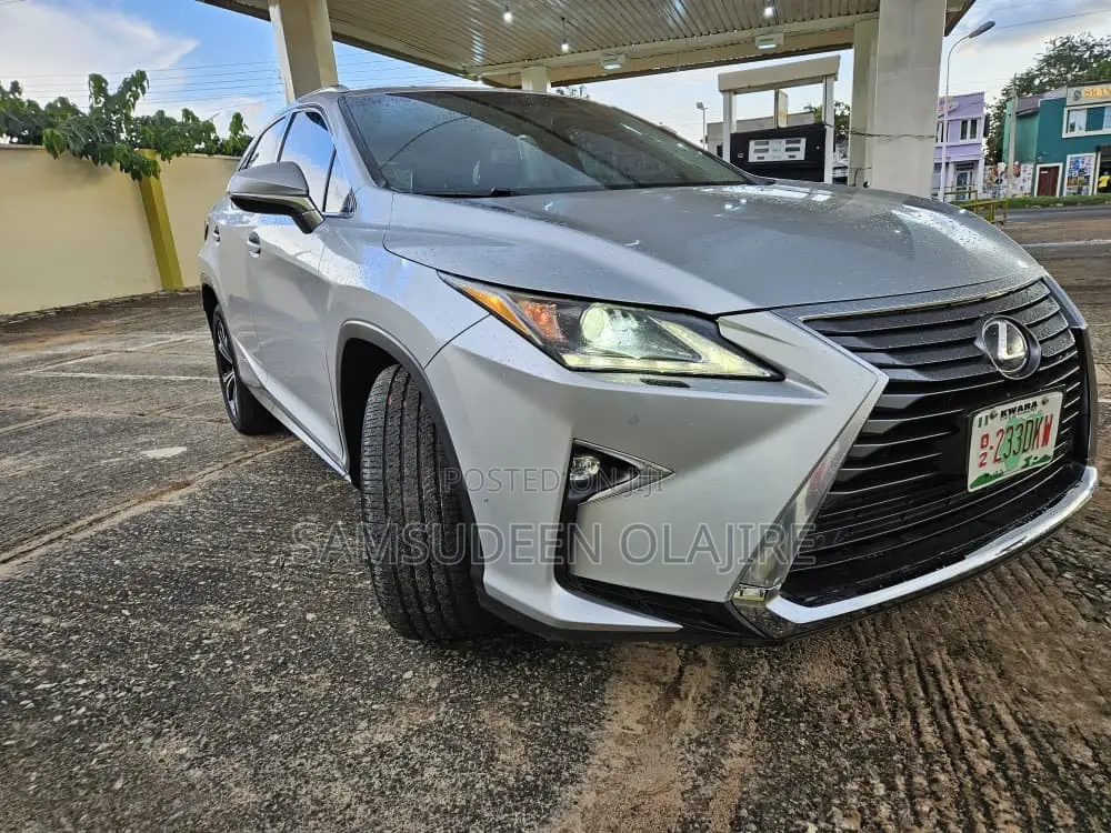Lexus RX 2017 Silver