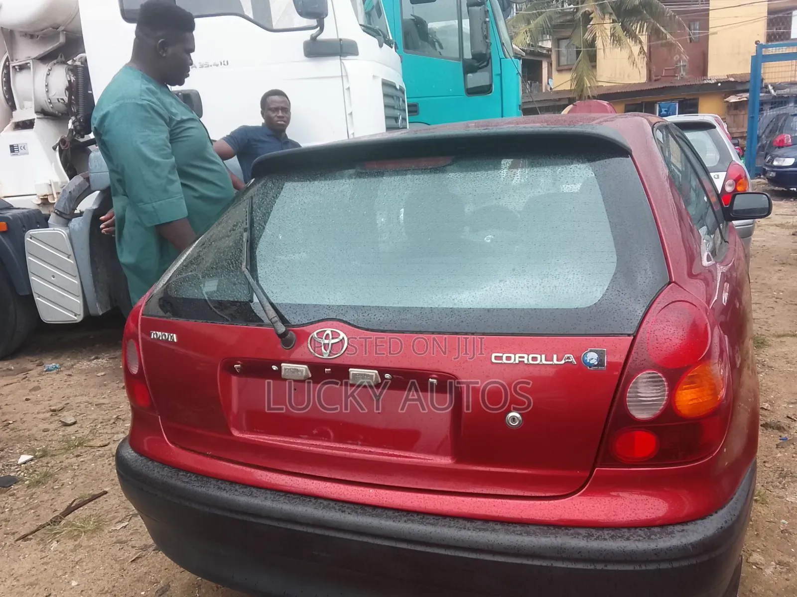 Toyota Corolla 2000 Red