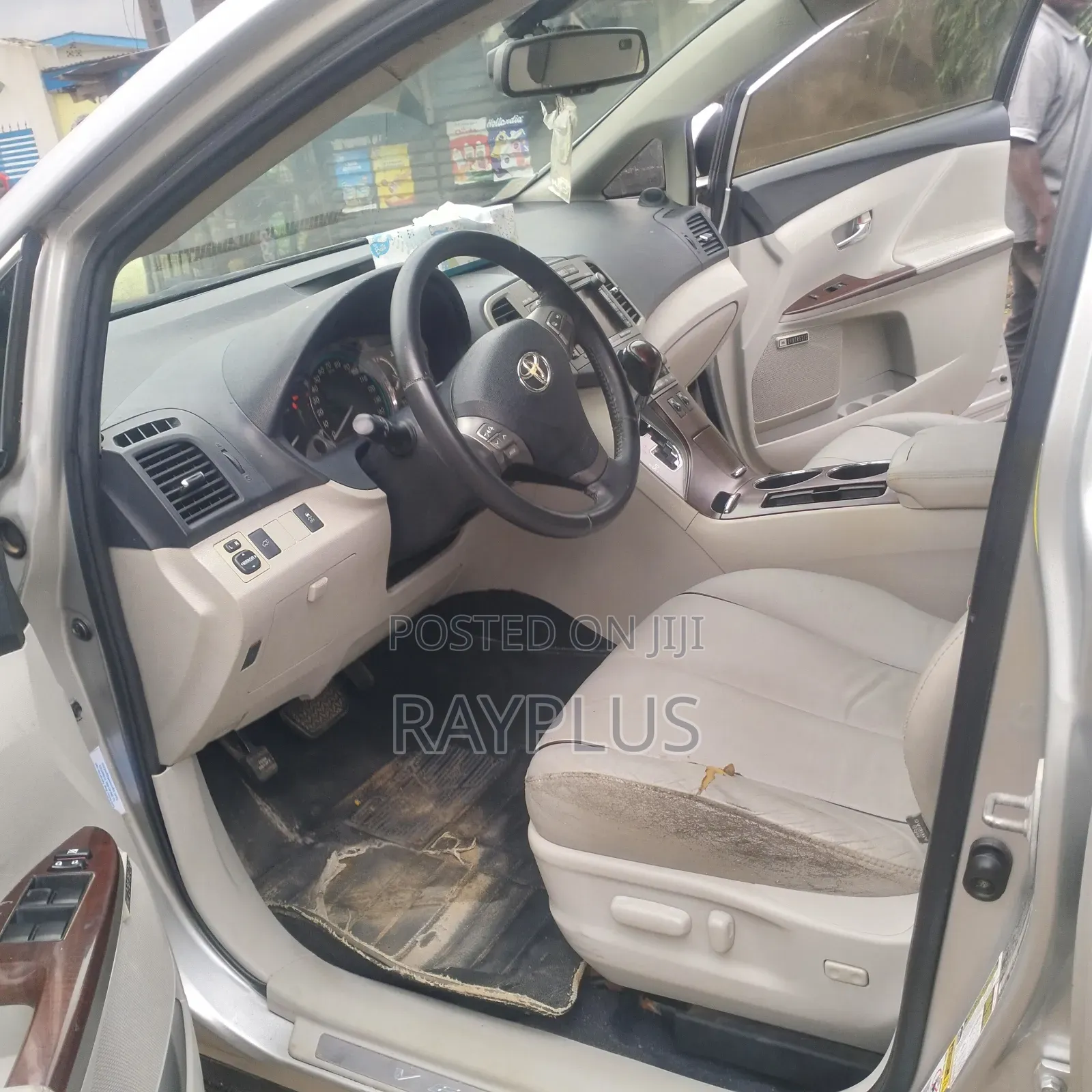 Toyota Venza 2012 Silver