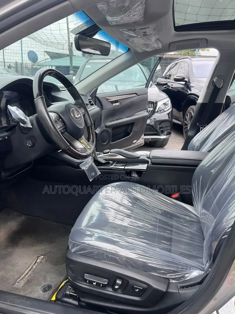 Lexus ES 350 FWD 2016 Gold
