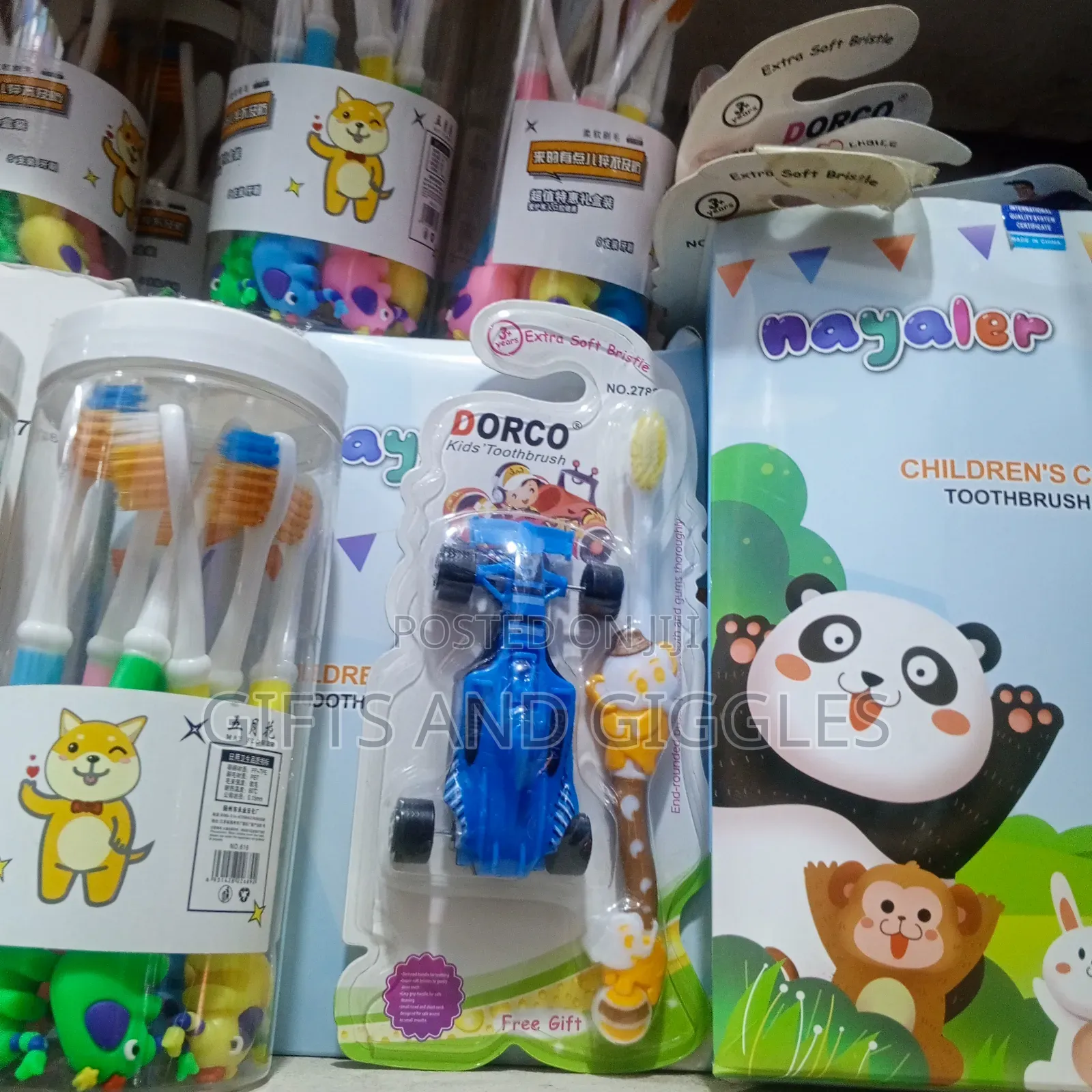 Partypacks Items_ Toothbrush Sets_ Dozen