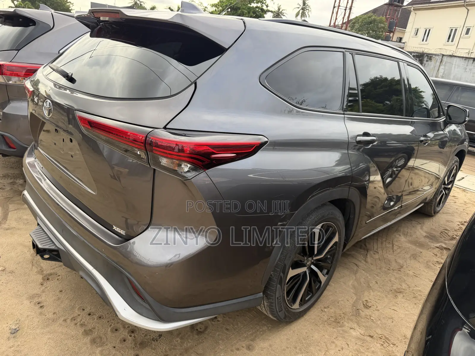 Toyota Highlander XSE 2021 Gray