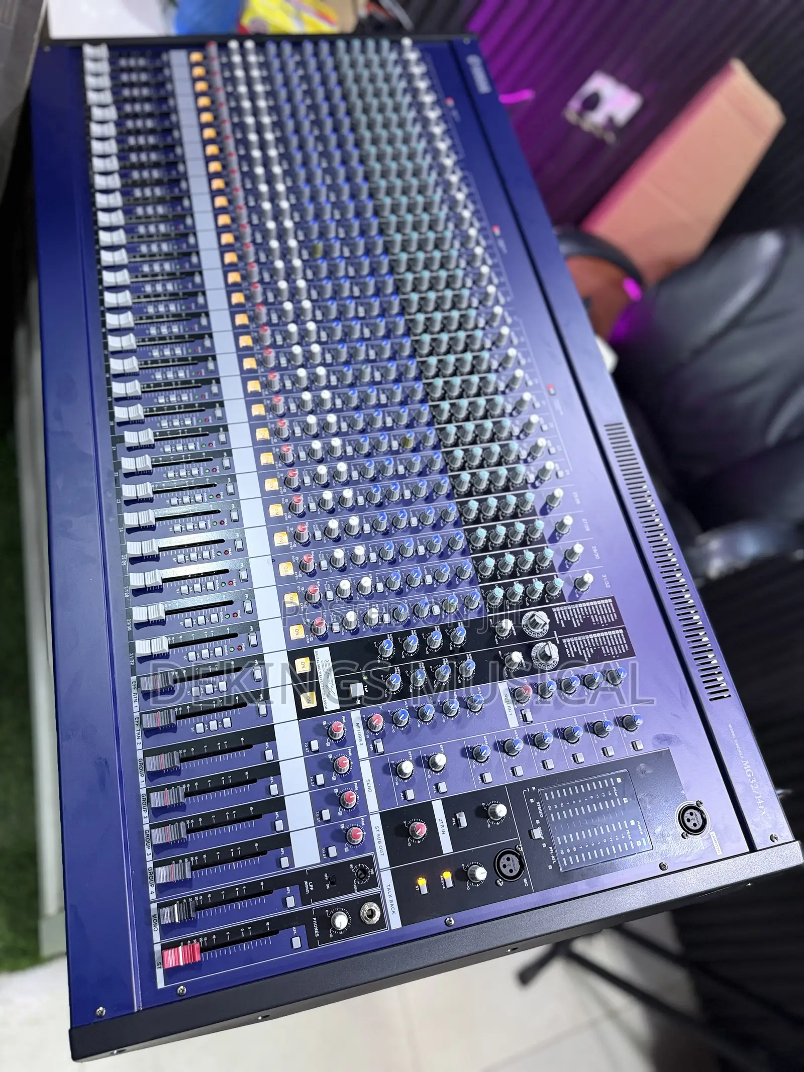 Original Yamaha 32 Channels Mixer MG32/Fx