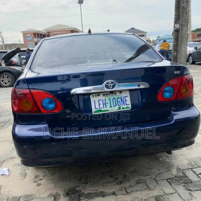Toyota Corolla 2004 Blue